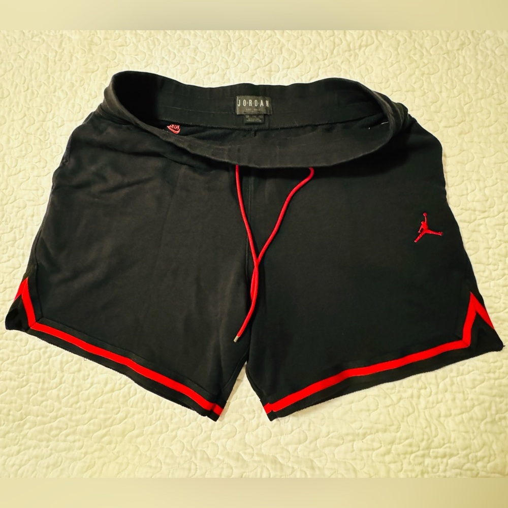 Jordan Men's Black and Red Shorts